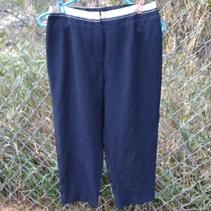 Elegant Women's Blue Capris